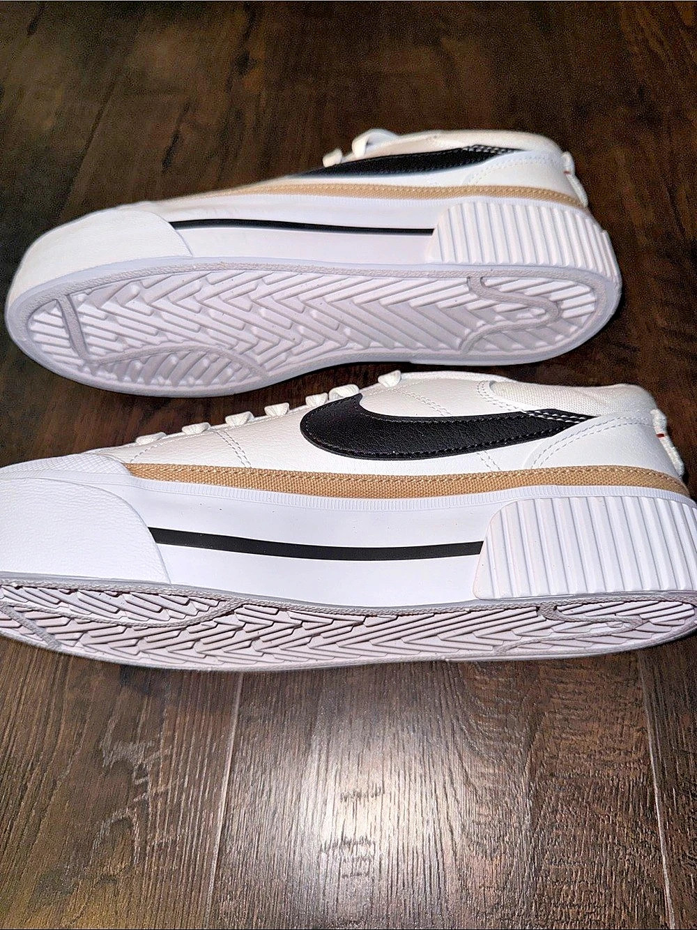 Nike Court Legacy Sneakers White & Black NEW - Picture 6 of 6